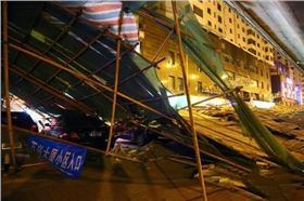 脚手架倒塌1.jpg 脚手架倒塌1.jpg