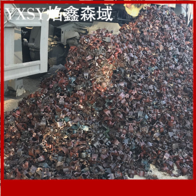 厂家折扣河北旧扣件，旧钢管十字扣件，旧丝杠价格优惠，质量上乘