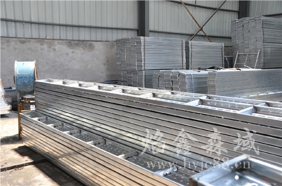 镀锌钢跳板有什么特性，河北镀锌钢跳板厂家告诉您